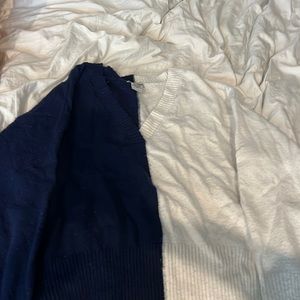 Sweet Romeo v-neck sweater